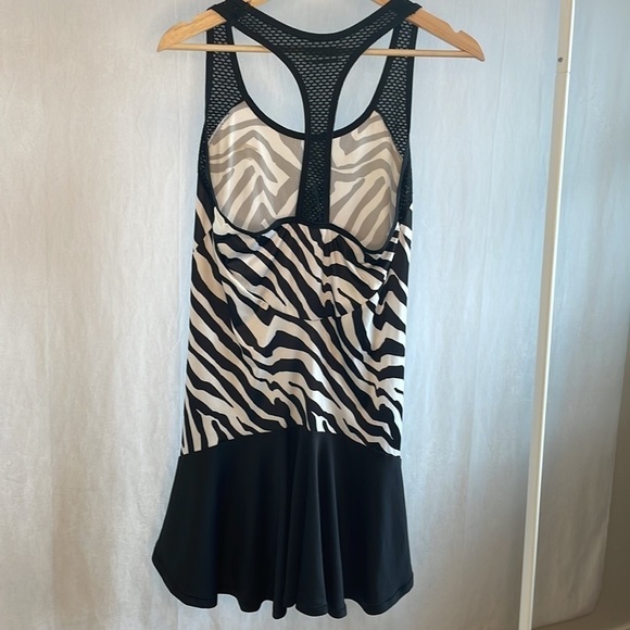 Lotto Zebre Dress tennis dress - small - Excellent condition zebra print - Picture 3 of 3